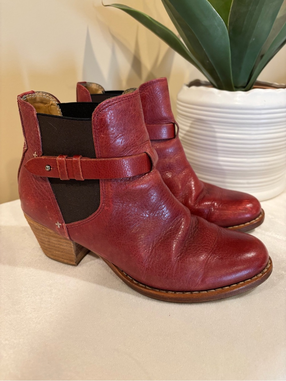 Rag and Bone Red Leather Ankle Boots - Chelsea Strap Heel 8.5